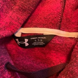 Size XL Under Armour Zip up